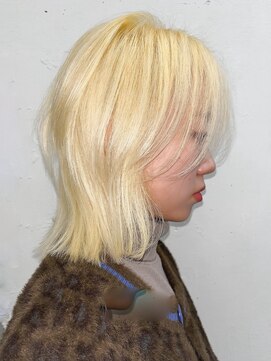 クク 渋谷(QUQU) ケアブリーチ 抜きっぱなし ブリーチ