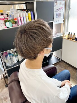 ヘアリゾート シー(Hair Resort SEA) ☆ダブルカラーが得意なサロン☆