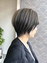 テルミークリニカルデザイン 千里中央店&nbsp;ショート白髪ぼかし丸みショートアンブレラカラー