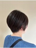 すっきりショートスタイル オリーブグレージュカラー