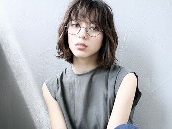 ノル(Knoll)の写真/歴10年以上!顔周りの似合わせカットが得意◎前髪カットだけでもOK!新しい魅力発見☆