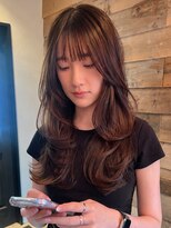 トレス(TRESS) ロングレイヤー レイヤーカット ブラウンカラー 表参道