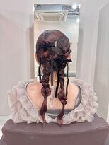 カミエ(kamie) セミロングのツヤブラウン×大人っぽいレイヤーカット
