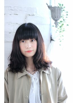 ザ デイ フォーヘアー(The day 4 HAIR) ハンサムガール〈パーマ〉