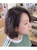 ふんわりパーマハイライトカラーアースカラーミディアムボブ