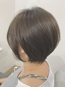 リリィ(Lily) ＊大人気＊くびれショートヘア