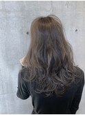 グレージュ スウィングウェーブ イルミナカラー 【OAK中目黒】