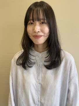 リン(Lin) 顔まわりレイヤーロング