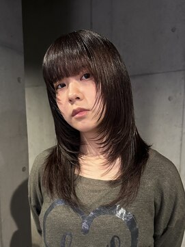 レオニード 表参道(LEONID) ミディアムレイヤー