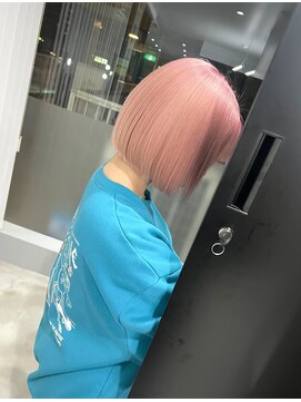 エア(ea.) ホワイトピンク