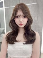 マウルルナ(MAEUL luna)&nbsp;小顔レイヤー　顔まわり　黒髪　オリーブグレー　ココアベージュ