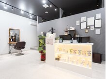 ルリアン(Le Lien)の雰囲気（広々とした店内でゆったりお過ごしいただけます♪）
