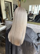 ロール(ROLL)&nbsp;ブリーチカラーはお任せください！ハイトーンカラー