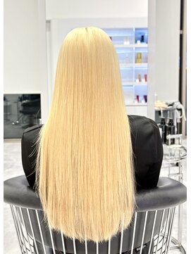 トップスタイル シズオカ(TopStyle SHIZUOKA) 【ブリーチ２回】抜きっぱなしブロンドカラー