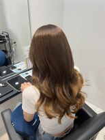 イルミ(iLUMi)&nbsp;iLUMi　×　ベージュカラー