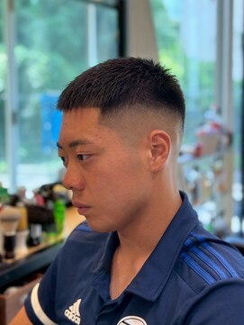 ビンゴ(BINGO) 2177黒髪スキンフェードスパイキーベリーショート渋谷バーバー