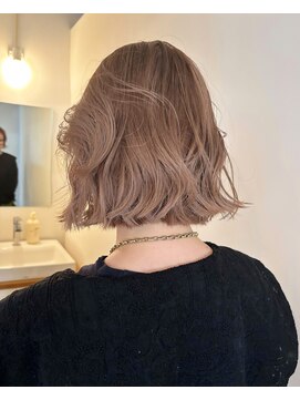 パークホワイト 代官山(PARK White) まろやかベージュミディアムレイヤーハッシュカット