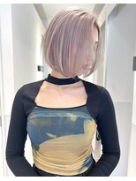 リノ(RLINO)&nbsp;【名古屋、栄】レイヤーカット/ミルクティーベージュ