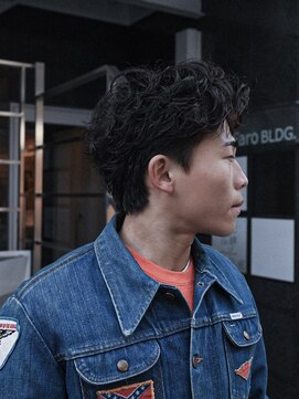 エクスプロア デザイン アクト 三鷹(EXPLORE DESIGN ACT.) メンズアクティブショートピンパーマ [三鷹/メンズパーマ]