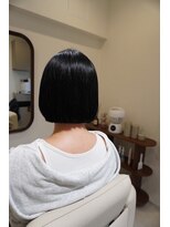 リオレ(Liore')&nbsp;ブラックヘアー×ミニボブ
