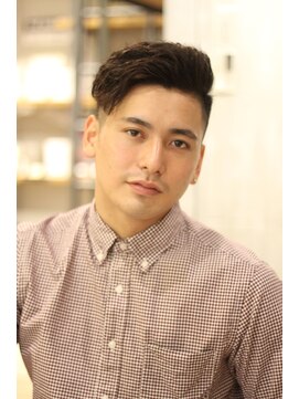 クオンヒール 堺筋本町店(QUON HEAL) フェードカット/バーバースタイル/刈り上げ/ツーブロック