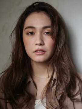 アイビー 吉祥寺(aivee) <aivee>小顔に見えるかき上げバングロングレイヤー