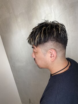 アンダーバーホワイトモデ 河内長野(_WHITE mode) ☆フェードカット&メッシュ　千代田×河内長野