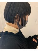 リップラインでぱつっとボブ