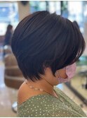 くびれショートボブ