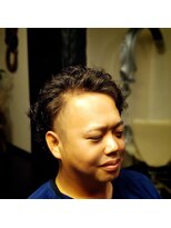 プーパヘアー メンズデザインファクトリー(pupa hair MEN'S DESIGN FACTORY) ツーブロカーリーヘア