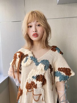 ルヴェール(Le Vert) ミディアムレイヤー × ハイトーンベージュ