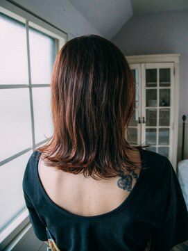 ヘアアンドリラクゼーション シャッセ(Hair&Relaxation SASE) ミディアムレイヤー