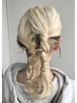 リグ 横浜(Lig.)&nbsp;ケアブリーチ/ヘアセット/ヘアアレンジ/ブリーチ/ハイトーン