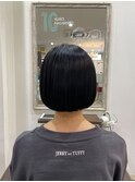 ショートボブ