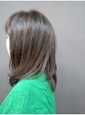 艶やかなヘアスタイル