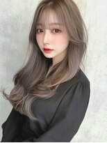 ジゼル 梅田(GiseL)&nbsp;レイヤーカット　くすみベージュ