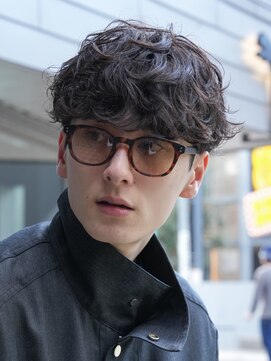 バイフィフス 原宿/表参道(by fifth) シャドウパーマスパイラルパーマメンズヘアマッシュヘア原宿