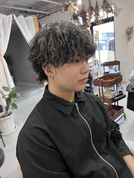 髪屋 紬 メンズ/メンズパーマ/メンズカット/波巻きパーマ
