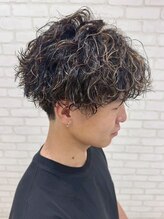 gardenが提案する《波巻きスパイラルパーマ》と《ツイストスパイラルパーマ》そのデザインをご紹介*[men's]