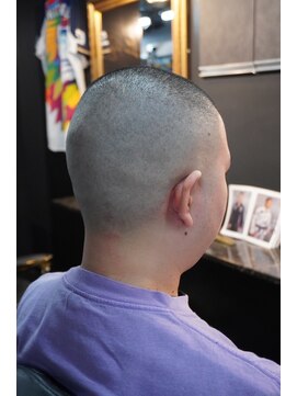キングスマントーキョー 三鷹店(KINGSMAN TOKYO) Buzz cut
