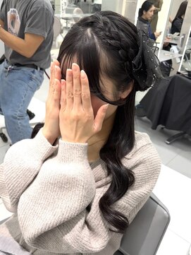 アールプラス 新宿(ar+) 【新宿駅/新宿三丁目/ヘアセット/推し活/くるみちゃんヘア】
