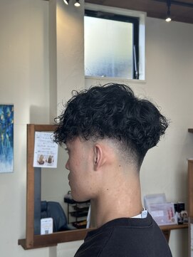 ルシードスタイルアイフラット(LUCIDO STYLE I-FLAT) スペインカール/10代/20代