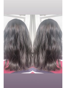 イル(iLu.) ナチュラルアッシュグレー