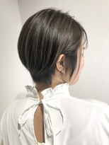 フォーク(FOLK)&nbsp;恵比寿×YAMATO ナチュラルハイライトアッシュ+小顔ショート
