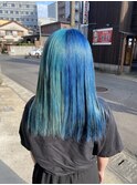 水色とマリンブルー