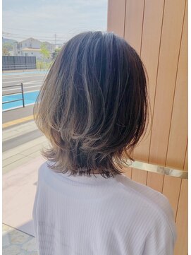 シャメル(Chamel) 大人可愛い外ハネウルフレイヤー◇オージュア