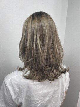 ルビナ 調布店(LViNA) セミロングレイヤー