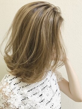 ルアーナ(LUANA) 透明感が綺麗なバレイヤージュカラー☆