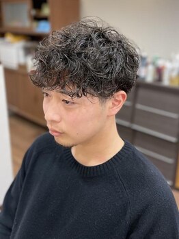 ヘアアンドライフ ゴースリー(HAIR&LIFE GO 3)の写真/★新メニュ-登場！★短時間・低価格/ボリュ-ム感UP・前髪のクセ付けなど、ゆる～いカ-ルでニュアンス自在！