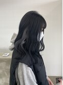 20代30代ブルーブラックイヤリングカラーロングヘア